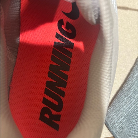 Nike Men’s Zoom Pegasus running Shoes size 11 - Picture 7 of 8